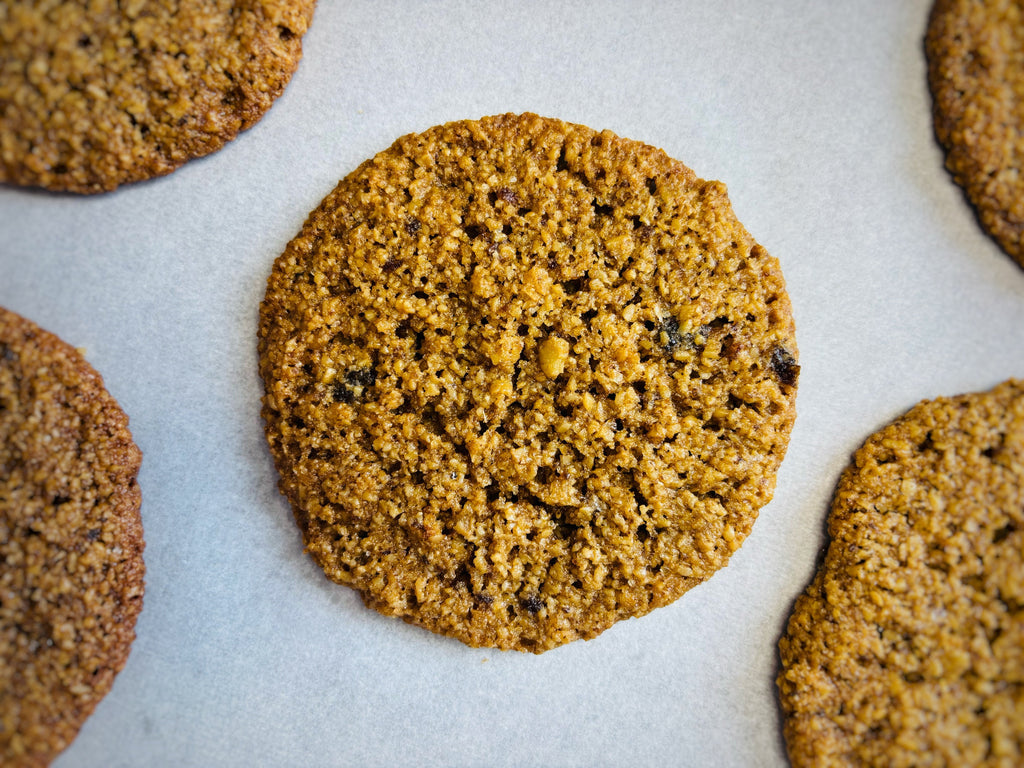 Chewy Oatmeal Raisin Cookies